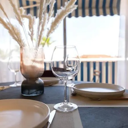 Elegance Et Standing A Beausoleil, Tres Proche Monaco Apartment