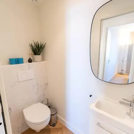 Elegance Et Standing A Beausoleil, Tres Proche Monaco Apartment *